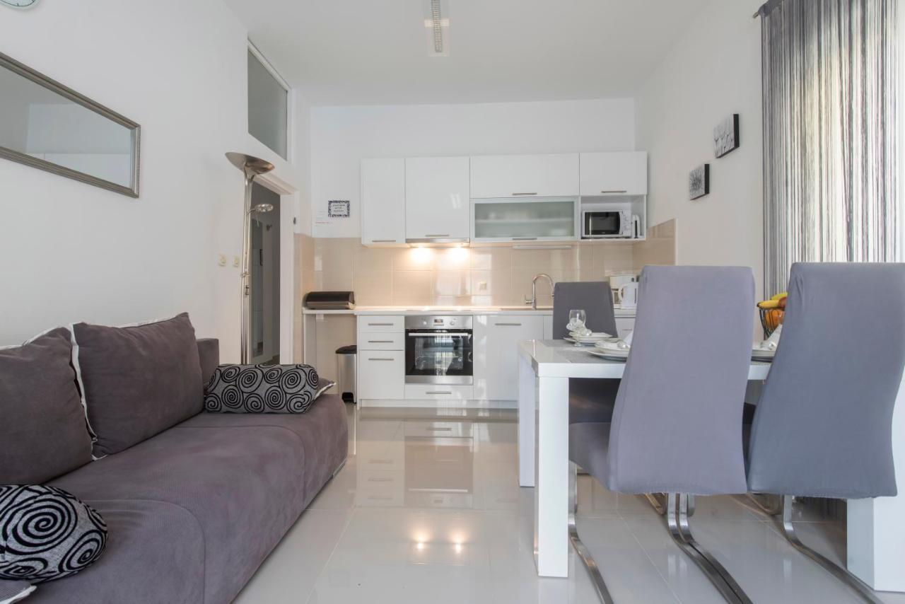 Apartman Miki Borik Zadar Exteriör bild