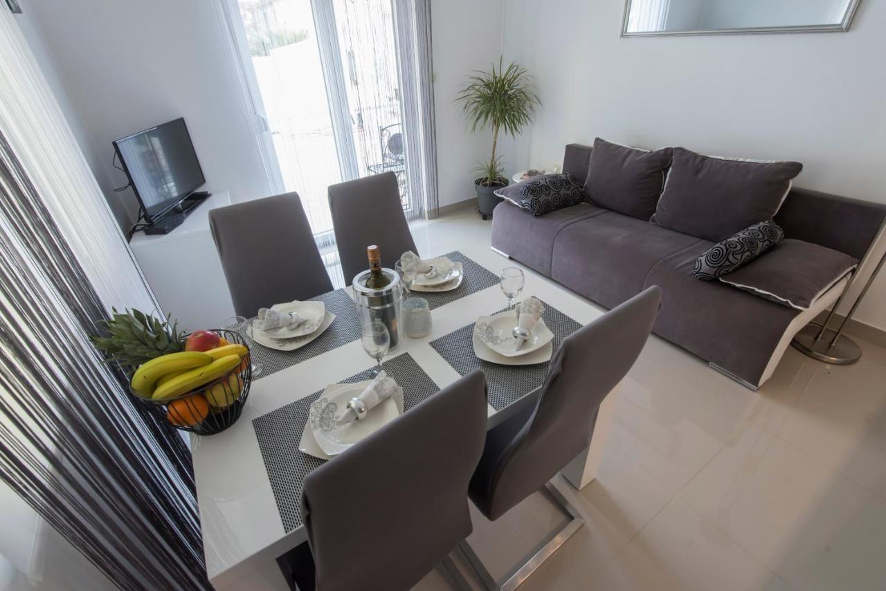 Apartman Miki Borik Zadar Exteriör bild