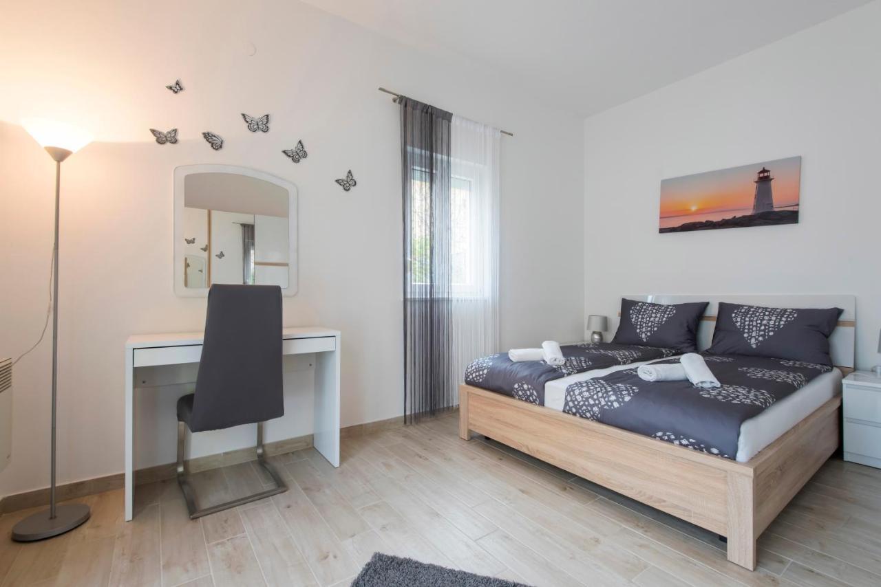 Apartman Miki Borik Zadar Exteriör bild